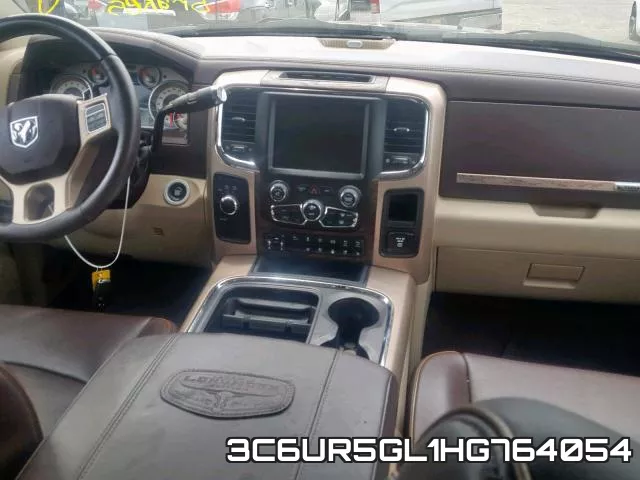 3C6UR5GL1HG764054_9.webp