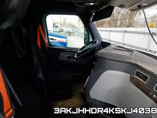 3AKJHHDR4KSKJ4038_5.webp
