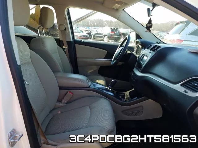 3C4PDCBG2HT581563_5.webp