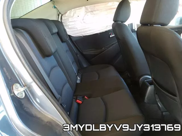3MYDLBYV9JY313769_6.webp