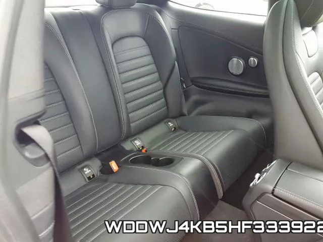 WDDWJ4KB5HF333922_6.webp