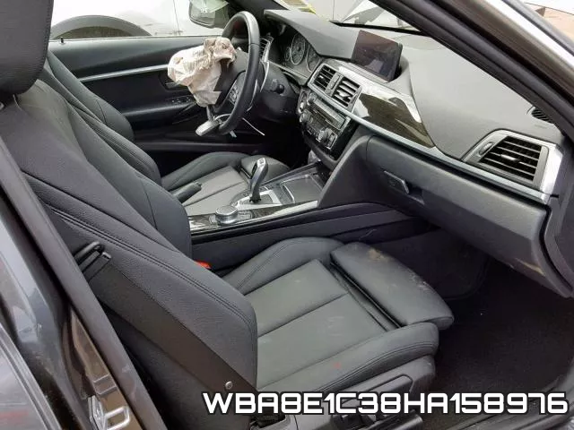 WBA8E1C38HA158976_5.webp