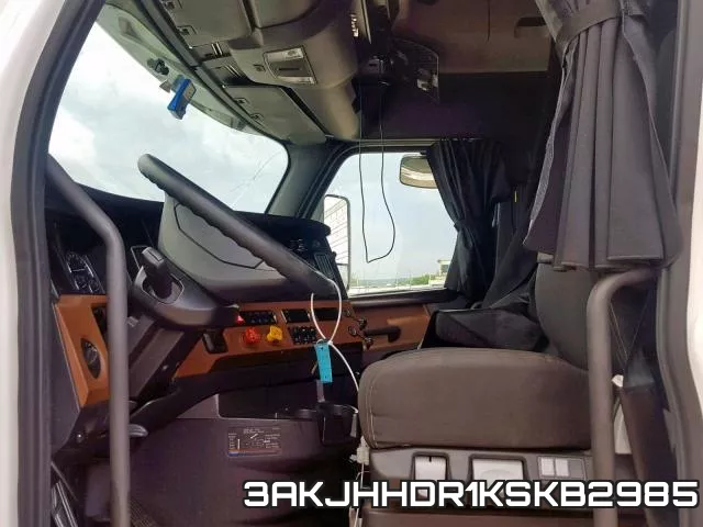 3AKJHHDR1KSKB2985