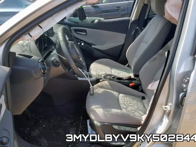 3MYDLBYV9KY502844_5.webp