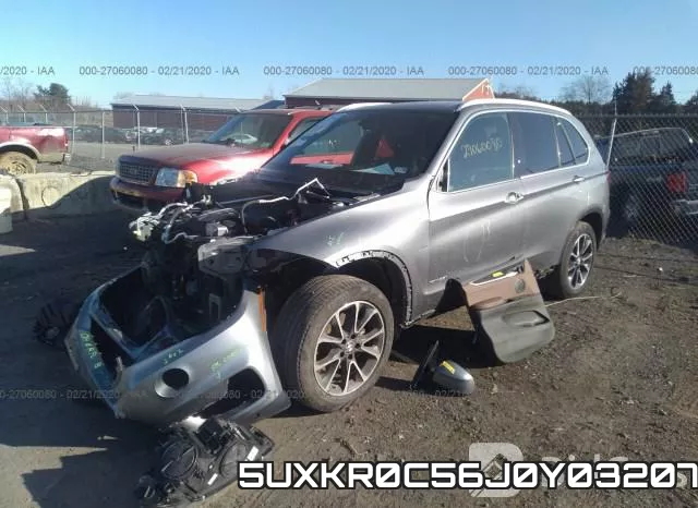5UXKR0C56J0Y03207_2.webp