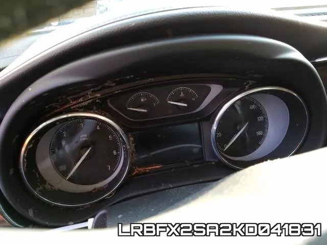LRBFX2SA2KD041831_8.webp