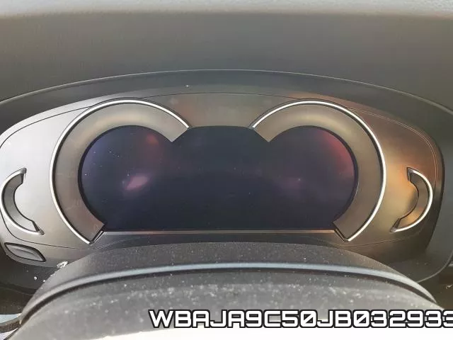 WBAJA9C50JB032933