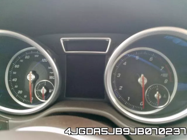 4JGDA5JB9JB070237_8.webp
