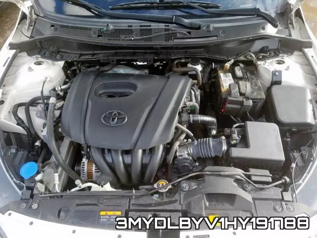 3MYDLBYV1HY191788_7.webp