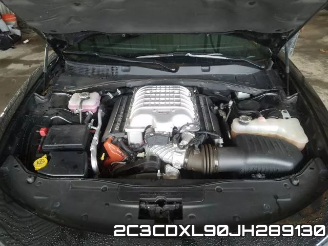 2C3CDXL90JH289130_7.webp