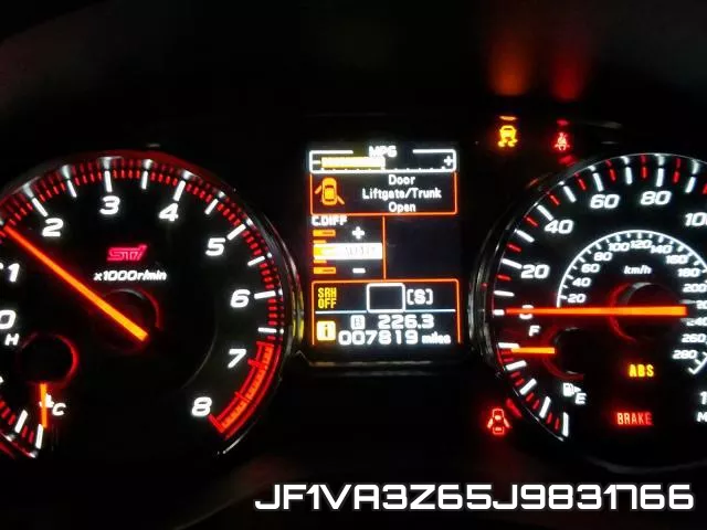 JF1VA3Z65J9831766_8.webp