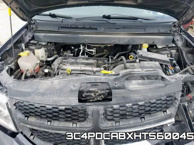 3C4PDCABXHT560045_7.webp