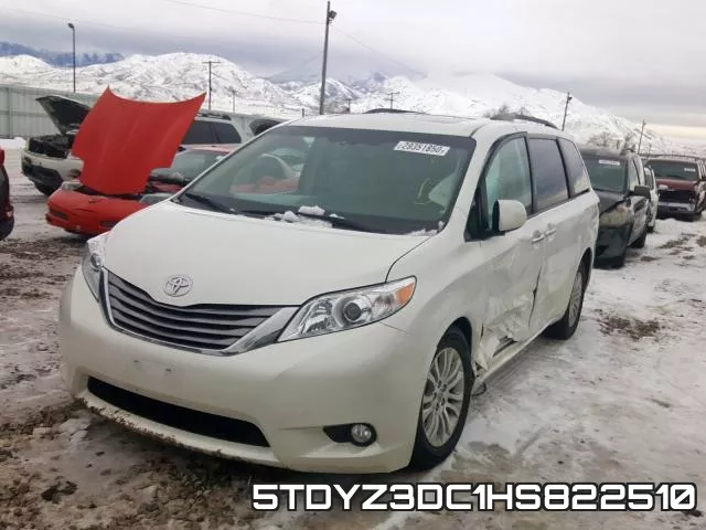 5TDYZ3DC1HS822510_2.webp