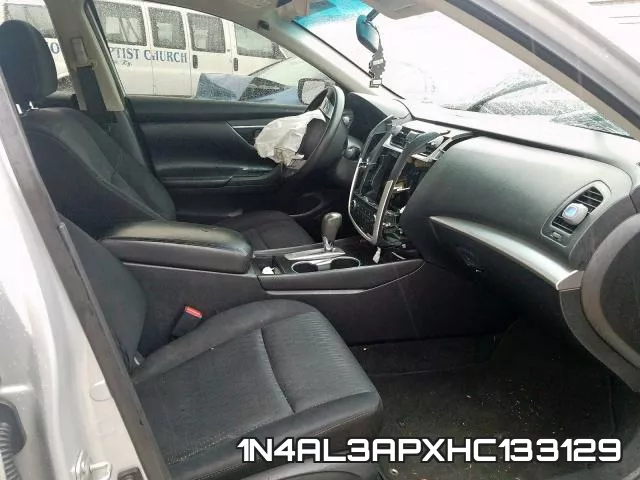 1N4AL3APXHC133129_5.webp