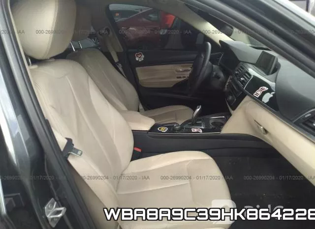 WBA8A9C39HK864228_5.webp