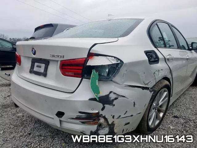 WBA8E1G3XHNU16143_9.webp