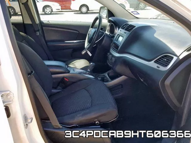 3C4PDCAB9HT606366_5.webp