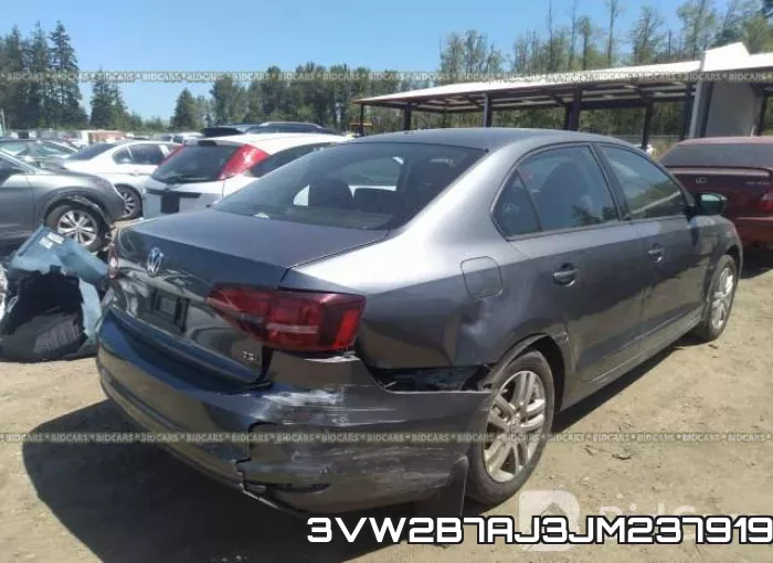 3VW2B7AJ3JM237919_4.webp