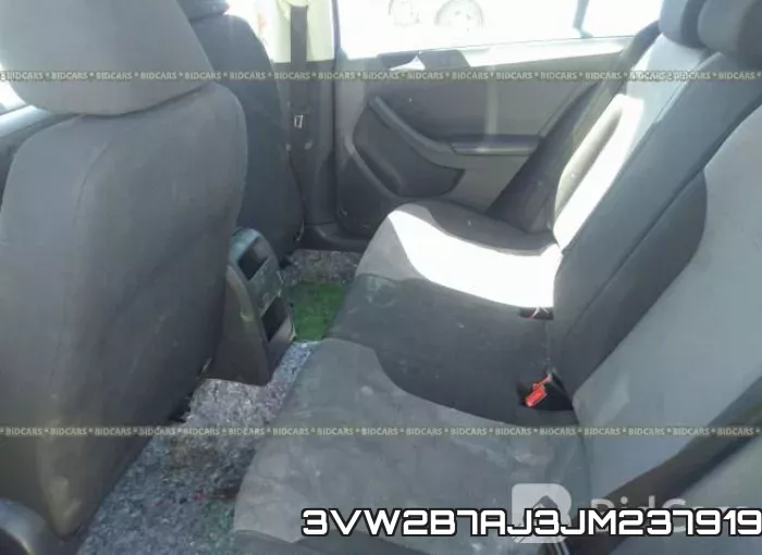 3VW2B7AJ3JM237919_8.webp