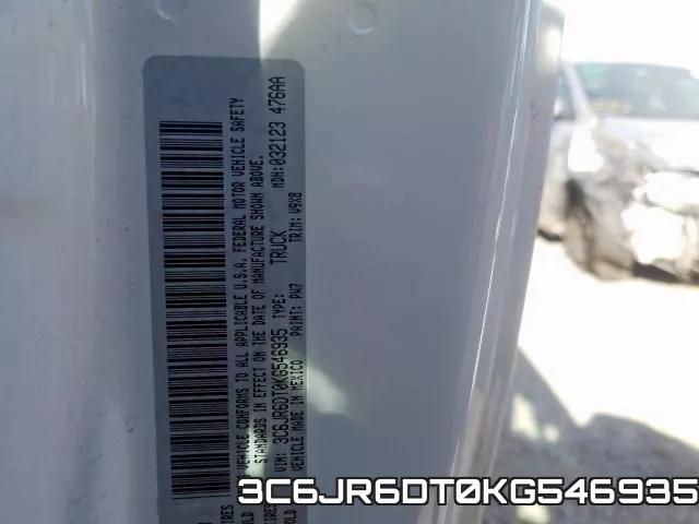 3C6JR6DT0KG546935_10.webp