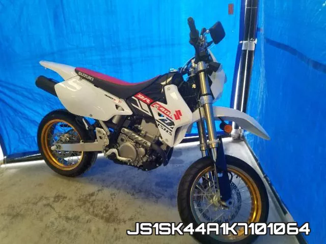 JS1SK44A1K7101064
