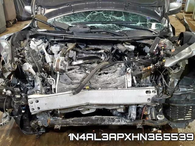 1N4AL3APXHN365539_7.webp
