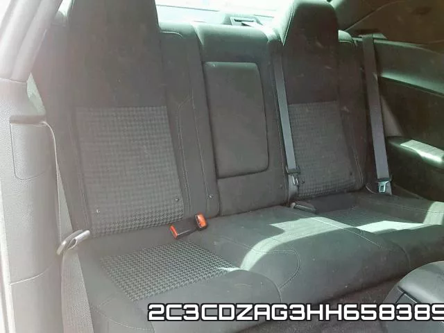 2C3CDZAG3HH658389_6.webp