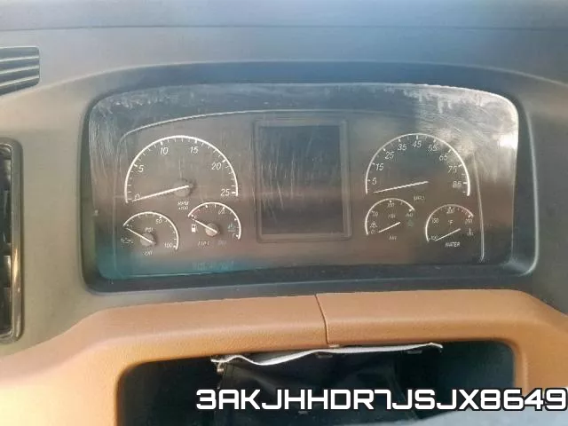 3AKJHHDR7JSJX8649_8.webp