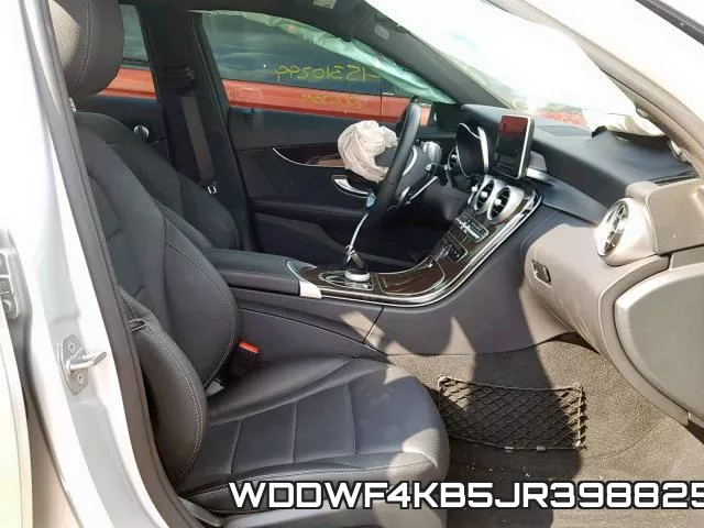 WDDWF4KB5JR398825_5.webp
