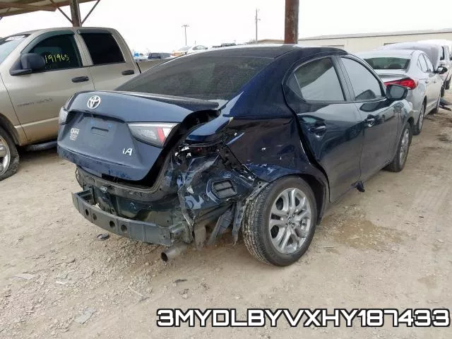 3MYDLBYVXHY187433_4.webp