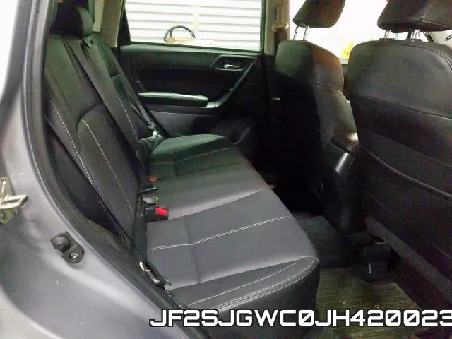 JF2SJGWC0JH420023_6.webp