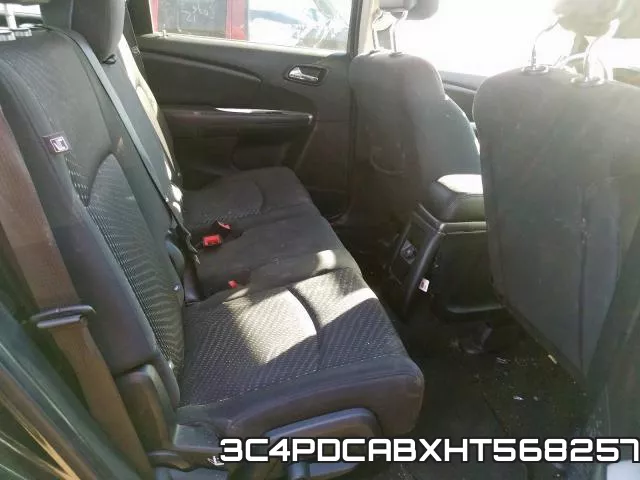 3C4PDCABXHT568257_6.webp