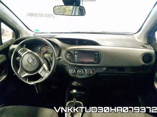 VNKKTUD30HA079372_9.webp