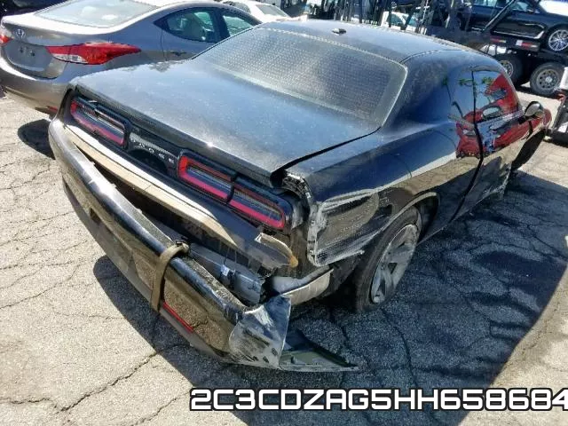 2C3CDZAG5HH658684_4.webp