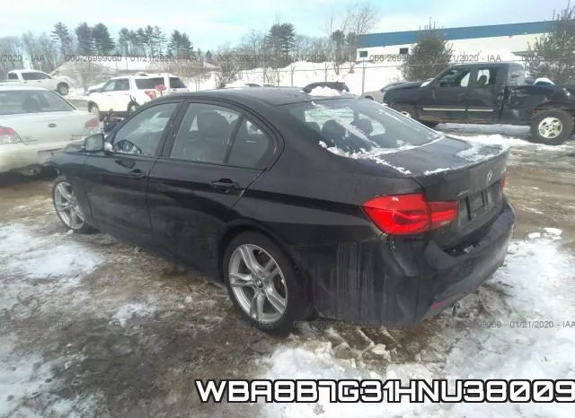 WBA8B7G31HNU38009_3.webp