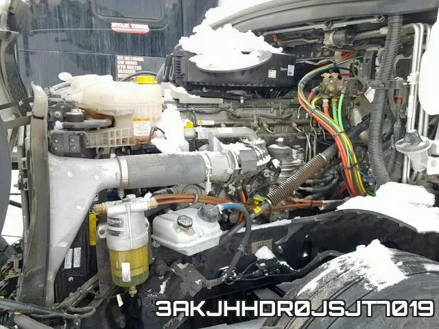 3AKJHHDR0JSJT7019_7.webp