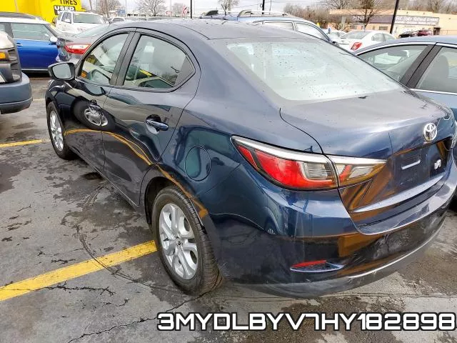 3MYDLBYV7HY182898_3.webp