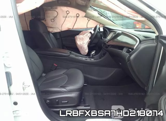 LRBFXBSA7HD218074_5.webp