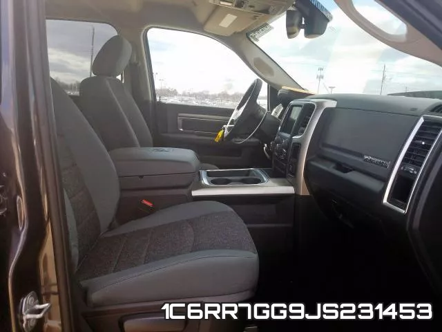 1C6RR7GG9JS231453_5.webp
