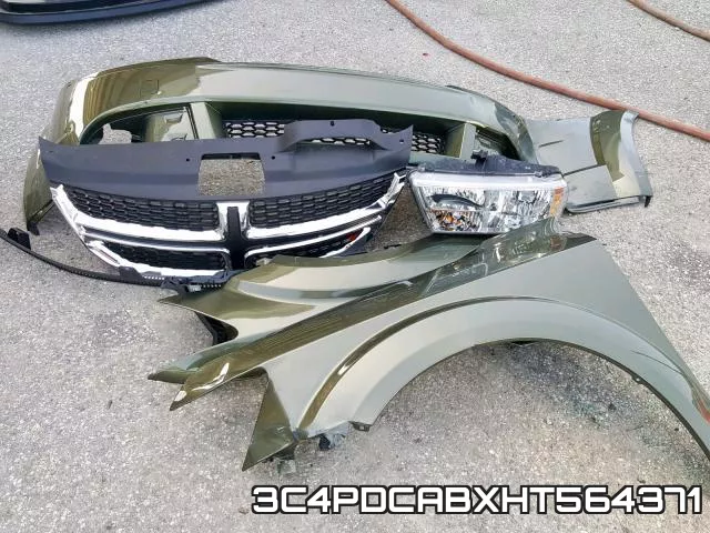 3C4PDCABXHT564371_9.webp