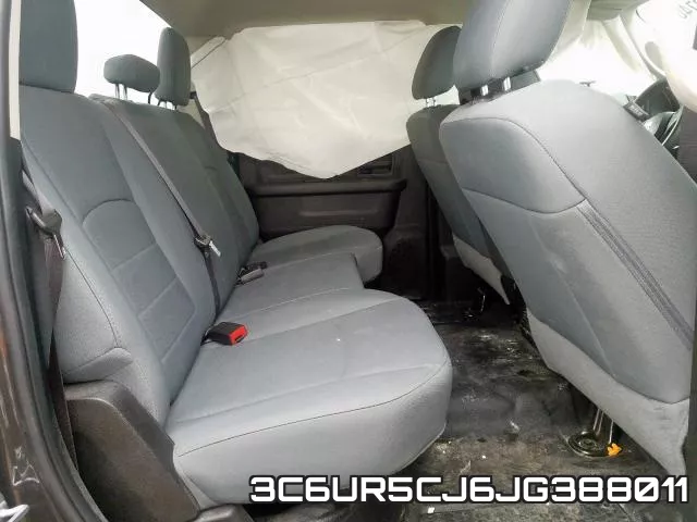 3C6UR5CJ6JG388011_6.webp