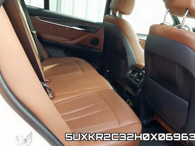 5UXKR2C32H0X06963_6.webp