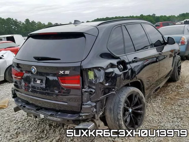 5UXKR6C3XH0U13979_4.webp