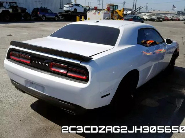 2C3CDZAG2JH305650_4.webp