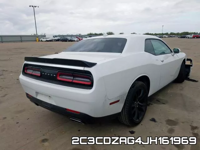 2C3CDZAG4JH161969_4.webp