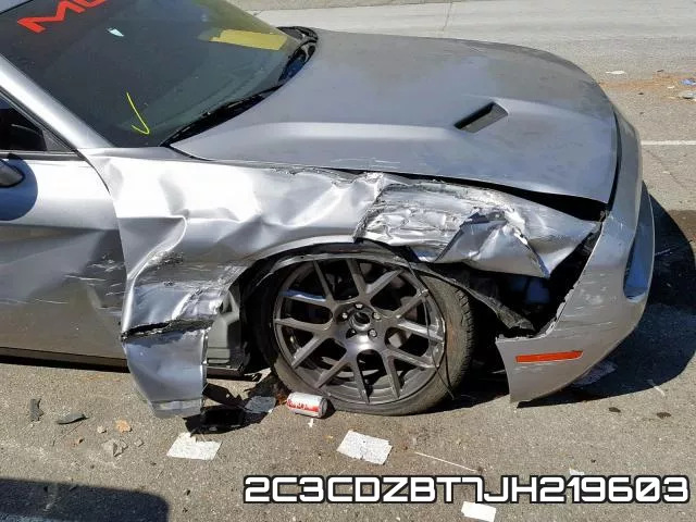 2C3CDZBT7JH219603_9.webp