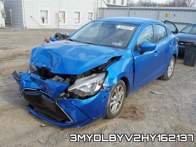 3MYDLBYV2HY162137_2.webp