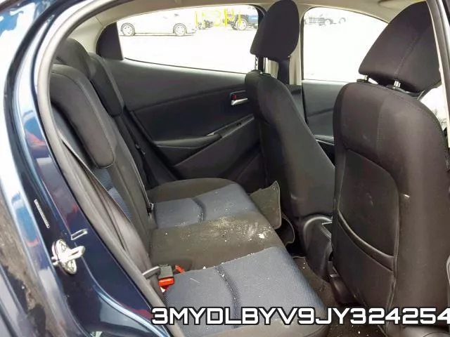 3MYDLBYV9JY324254_6.webp