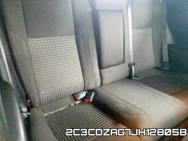 2C3CDZAG7JH128058_6.webp