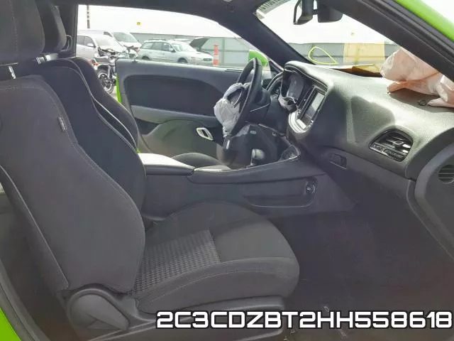 2C3CDZBT2HH558618_5.webp